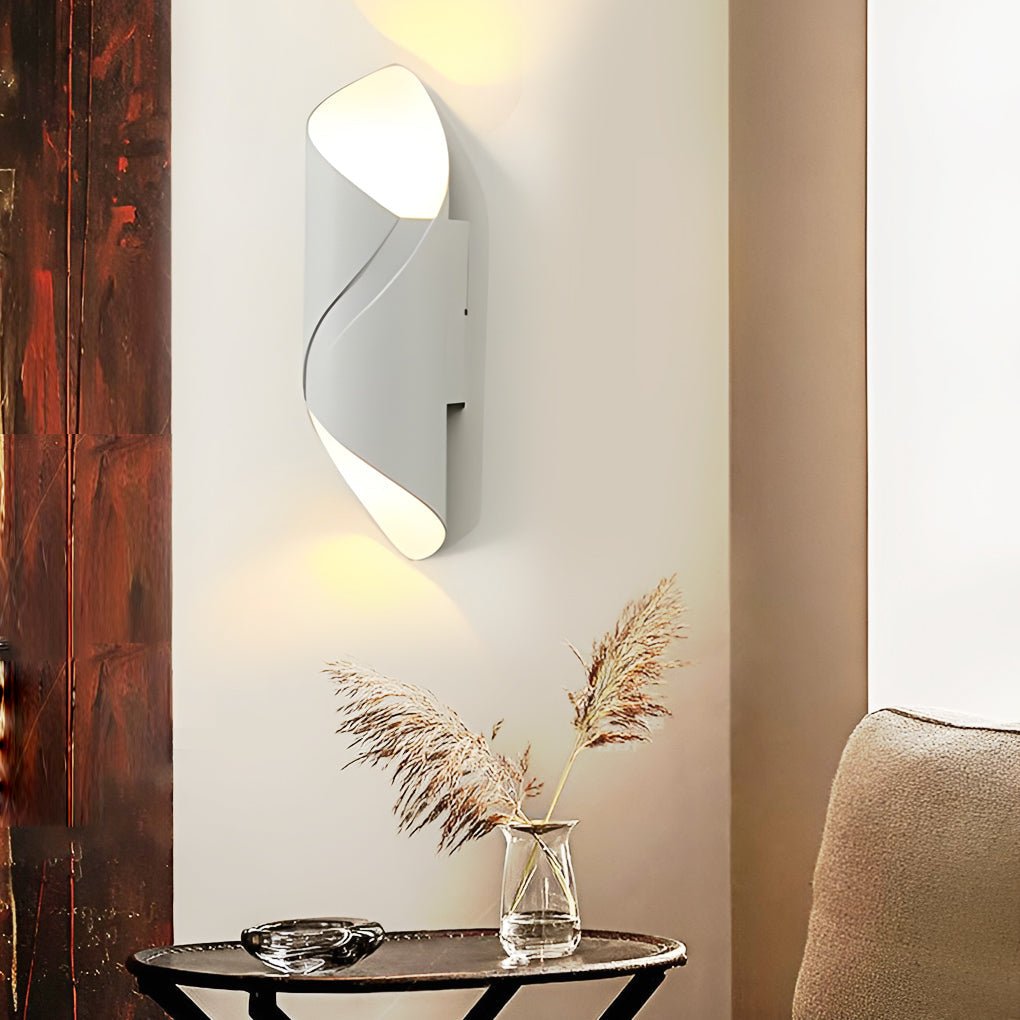 Przytulia Dom | Zewnętrzna Lampa Ścienna LED 10W IP66 – Nowoczesna Lampa Ogrodowa Aluminium