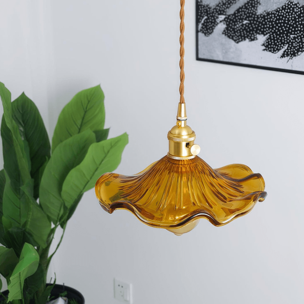 Przytulia Dom | Lampa Wisząca Hibiscus E27 – Szklana Lampa Kwiatowa Regulowana, Styl Dekoracyjny