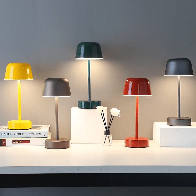 Przytulia Dom | Lampa LED – Regulowane Kolorowe Oświetlenie – Nowoczesny Styl do Salonu i Biura