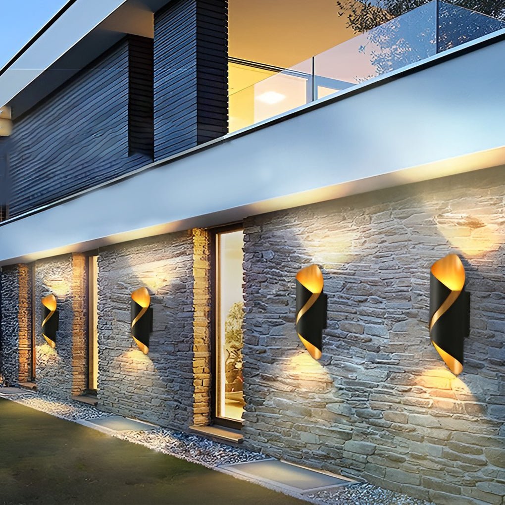 Przytulia Dom | Zewnętrzna Lampa Ścienna LED 10W IP66 – Nowoczesna Lampa Ogrodowa Aluminium