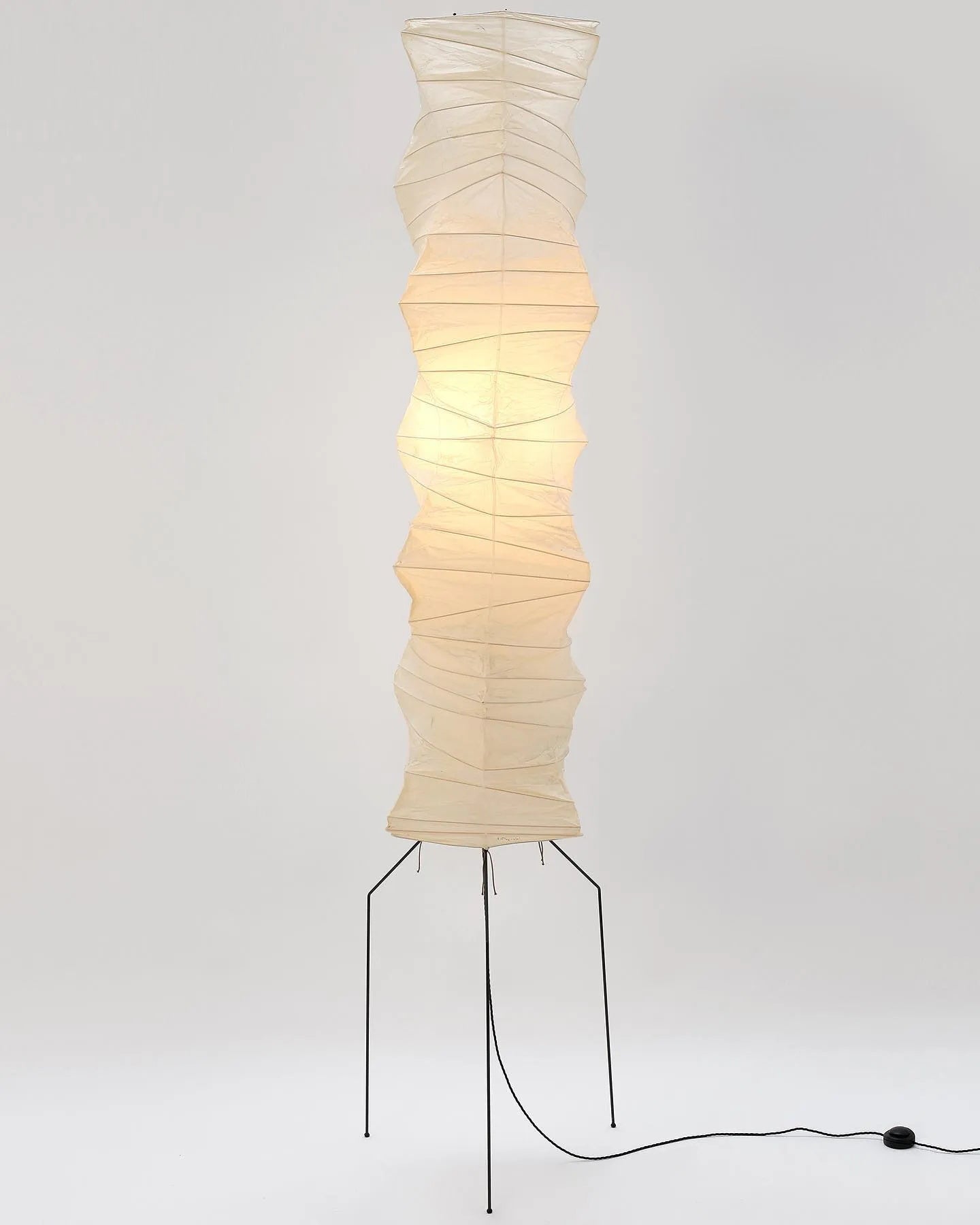 Przytulia Dom | Lampa Podłogowa z Papieru Ryżowego E27 – Designerska Lampa Stojąca Styl Japandi
