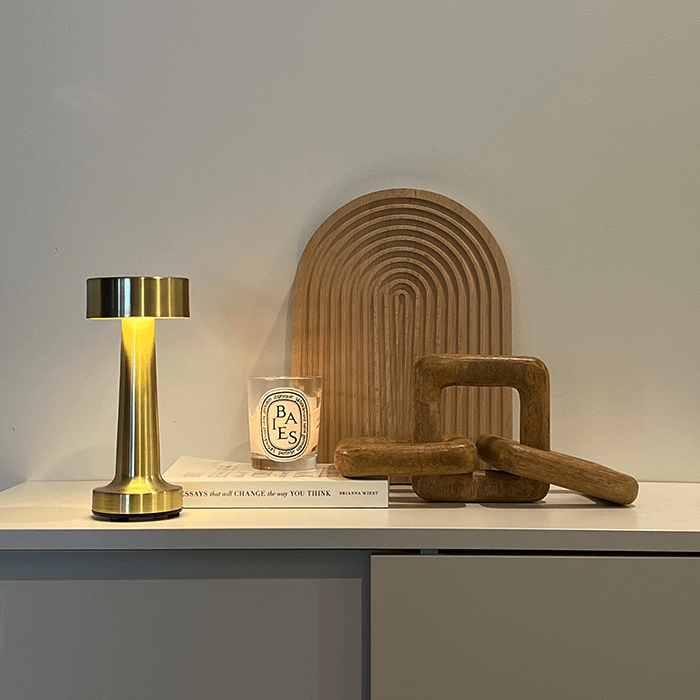 Przytulia Dom | Bezprzewodowa Lampa Stołowa LED – Nowoczesny Minimalistyczny Design z Dotykowym Sterowaniem