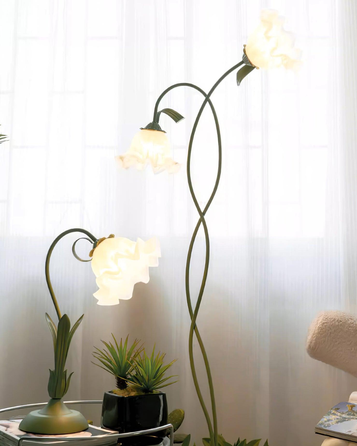 Przytulia Dom | Lampa Podłogowa LED E27 – Designerska Lampa Stojąca Kwiaty (2/3 Punkty)