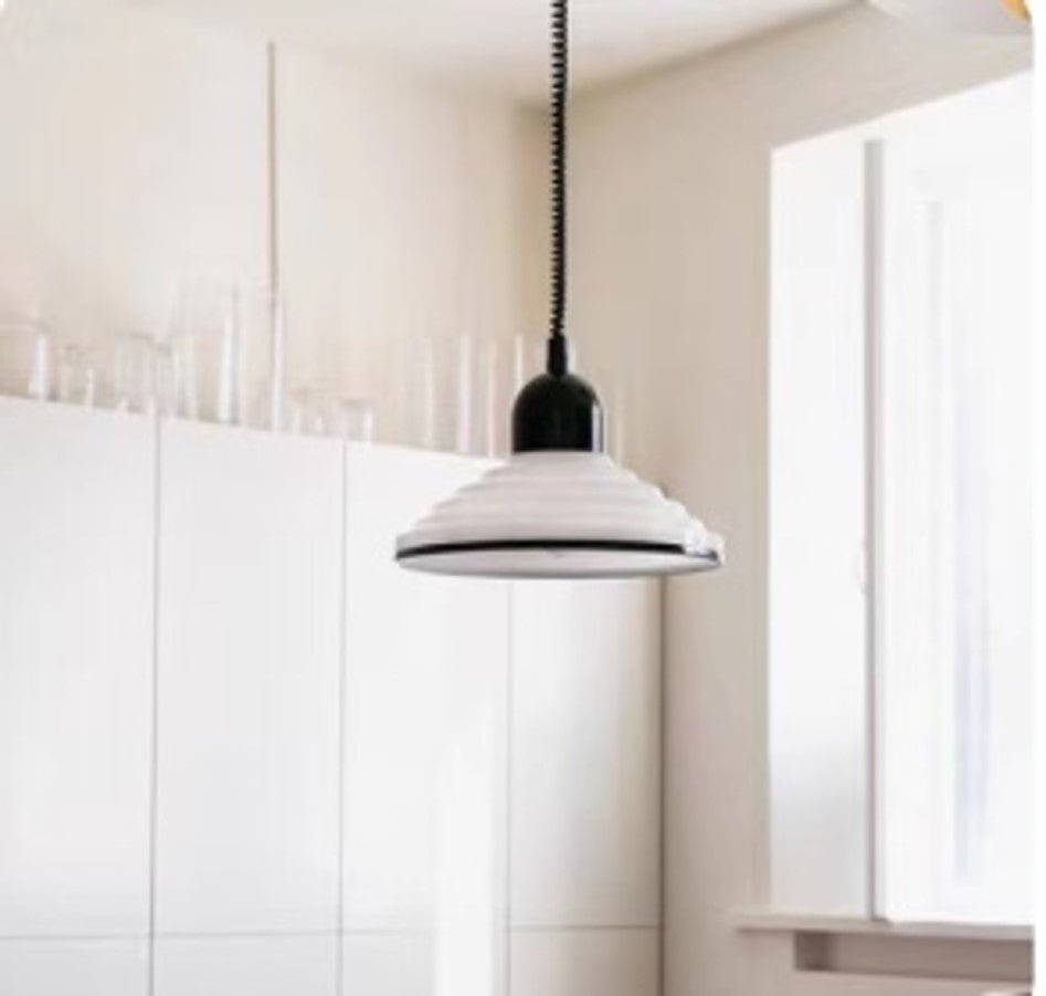 Przytulia Dom | Francuska Lampa Wisząca Szklana E27 – Kremowy Klosz 35 cm Styl Vintage