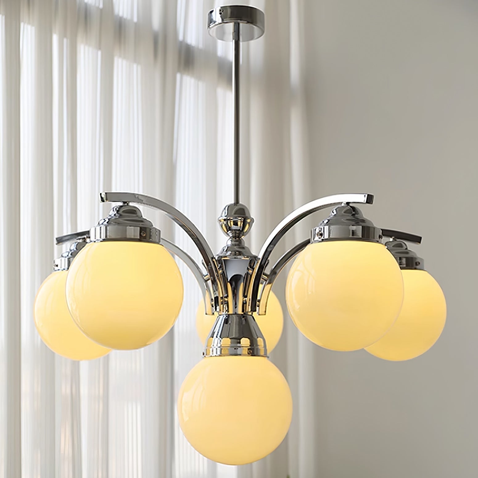 Przytulia Dom | Retro Żyrandol Szklany w Kolorze Różowo-Białym – Designerska Lampa Sufitowa E27