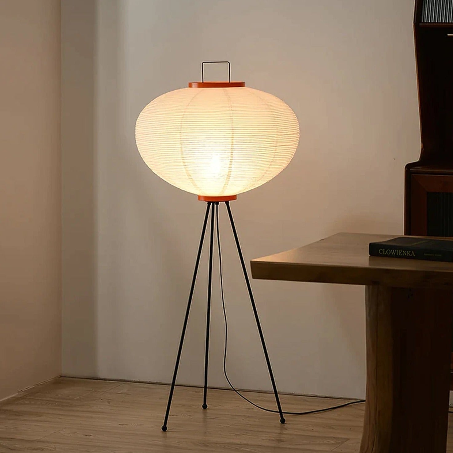 Przytulia Dom | Lampa Podłogowa z Papieru Ryżowego E27 – Designerska Lampa Stojąca Styl Japandi