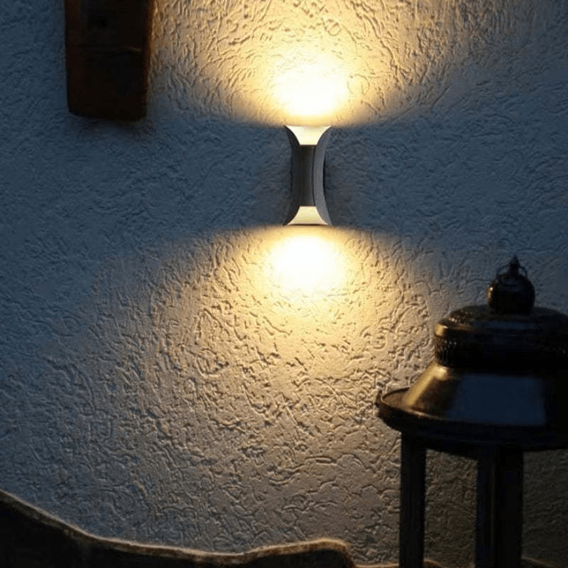 Przytulia Dom | Wodoodporna Lampa Ścienna Zewnętrzna z Aluminium – Nowoczesny Kinkiet LED
