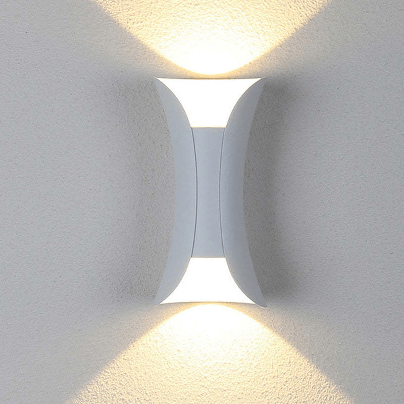 Przytulia Dom | Wodoodporna Lampa Ścienna Zewnętrzna z Aluminium – Nowoczesny Kinkiet LED