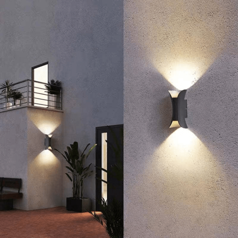 Przytulia Dom | Wodoodporna Lampa Ścienna Zewnętrzna z Aluminium – Nowoczesny Kinkiet LED