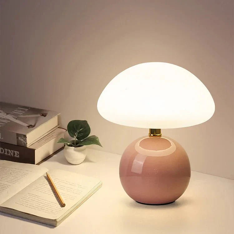 Przytulia Dom | Lampa Stołowa w Kształcie Grzybka – Regulowane Oświetlenie LED – Dekoracyjny Styl do Sypialni i Salonu