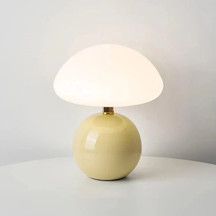 Przytulia Dom | Lampa Stołowa w Kształcie Grzybka – Regulowane Oświetlenie LED – Dekoracyjny Styl do Sypialni i Salonu
