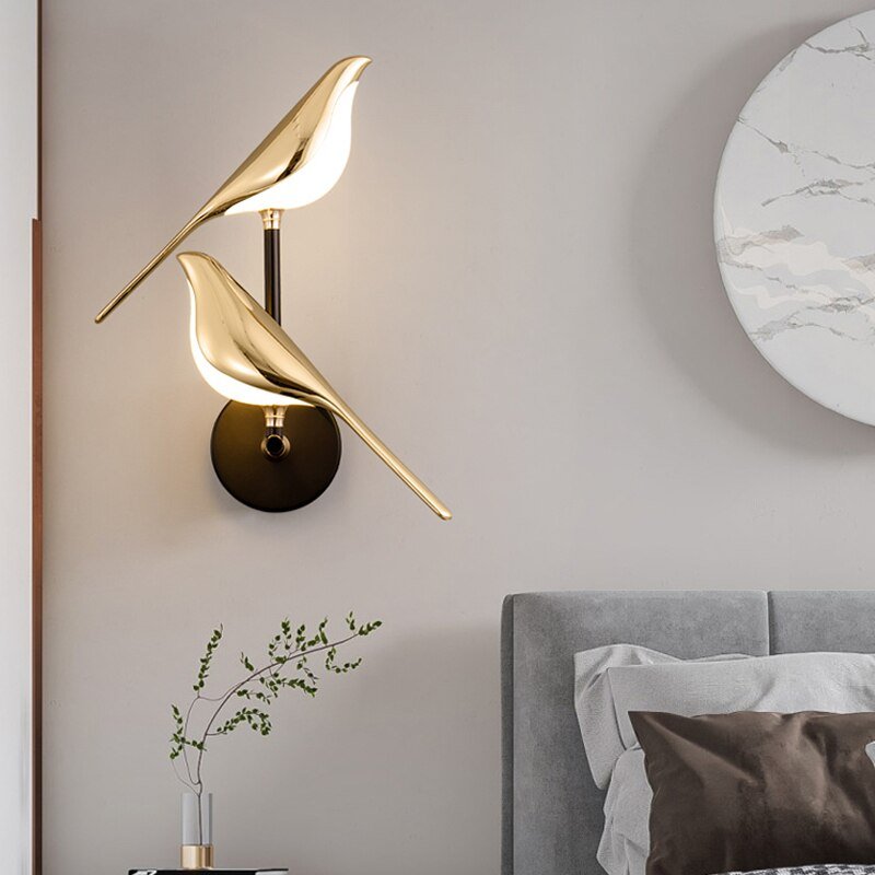 Przytulia Dom | Nowoczesna Lampa Ścienna LED Ptak – Designerska Lampa Dekoracyjna Złota