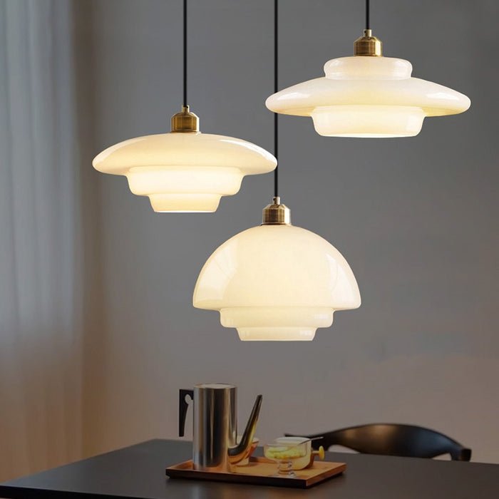 Przytulia Dom | Biała Szklana Lampa Wisząca E27 – Designerska Lampa Sufitowa Mid-Century