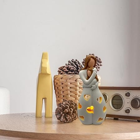 Przytulia Dom | Dekoracyjny Świecznik z Figurą Matki i Dziecka – Rzeźba na Świecę 22 cm