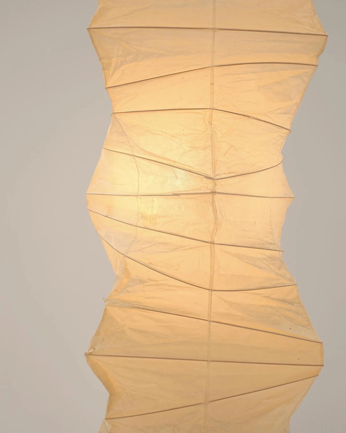 Przytulia Dom | Lampa Podłogowa z Papieru Ryżowego E27 – Designerska Lampa Stojąca Styl Japandi