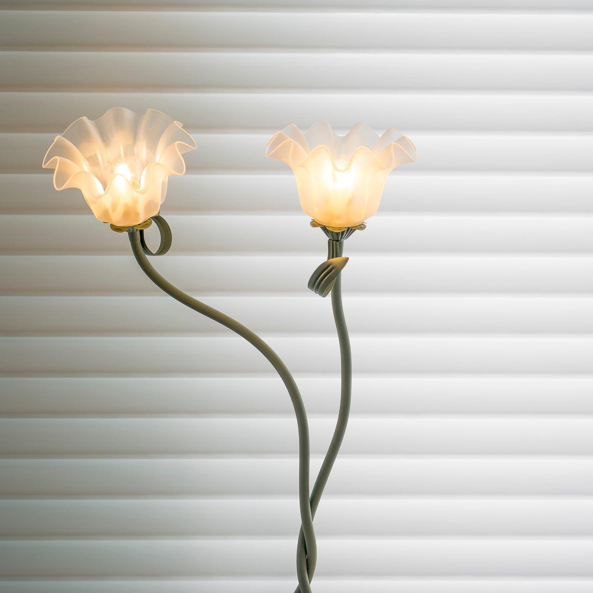 Przytulia Dom | Lampa Podłogowa LED E27 – Designerska Lampa Stojąca Kwiaty (2/3 Punkty)