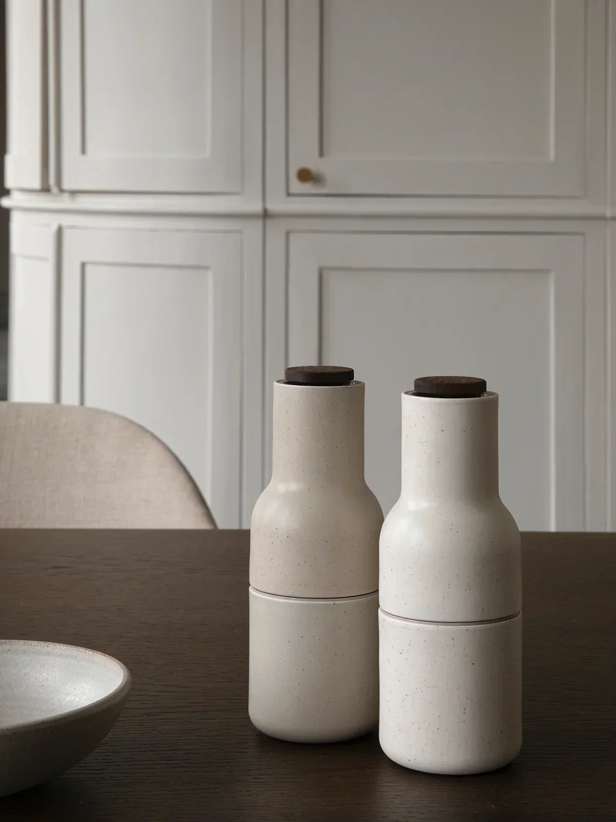Przytulia Dom | Zestaw 2 Młynków do Pieprzu – Ceramiczny Mechanizm – Nowoczesny Design do Kuchni