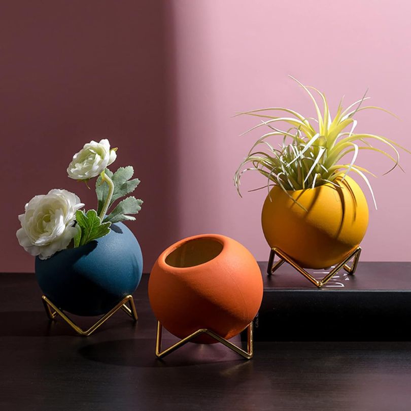 Przytulia Dom | Ceramiczna Doniczka z Metalowym Stojakiem – Nowoczesna Doniczka w Stylu Nordic 10,5 cm