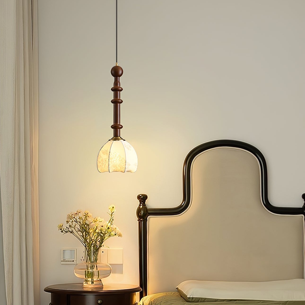 Przytulia Dom | Lampa Wisząca E27 – Styl Vintage Drewno i Szkło, Designerska Lampa Sufitowa