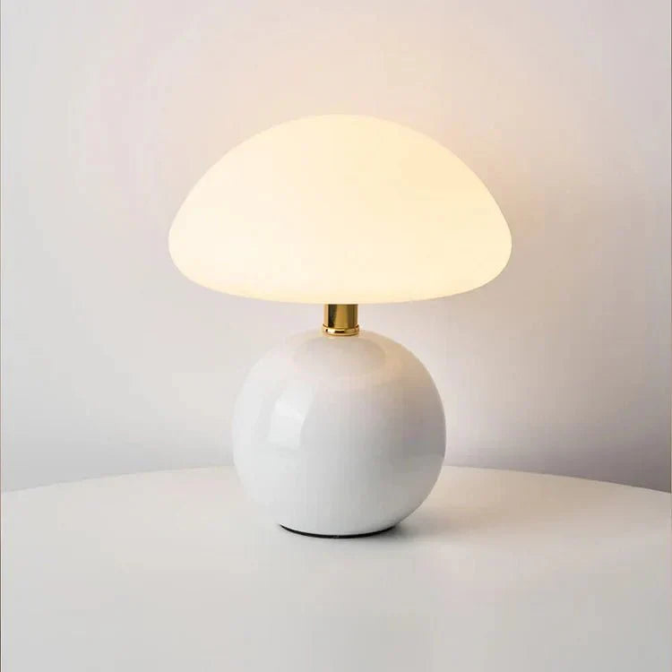 Przytulia Dom | Lampa Stołowa w Kształcie Grzybka – Regulowane Oświetlenie LED – Dekoracyjny Styl do Sypialni i Salonu