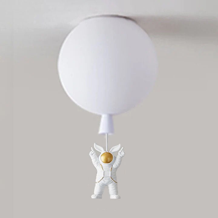 Przytulia Dom | Lampa Sufitowa LED Księżyc i Astronauta – Dekoracyjny Plafon E27