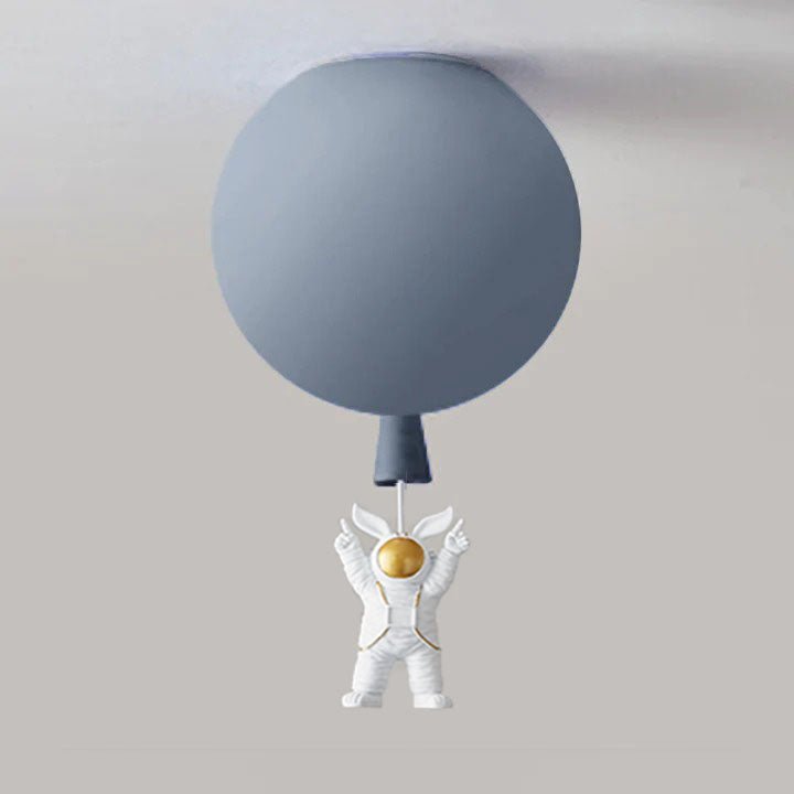 Przytulia Dom | Lampa Sufitowa LED Księżyc i Astronauta – Dekoracyjny Plafon E27