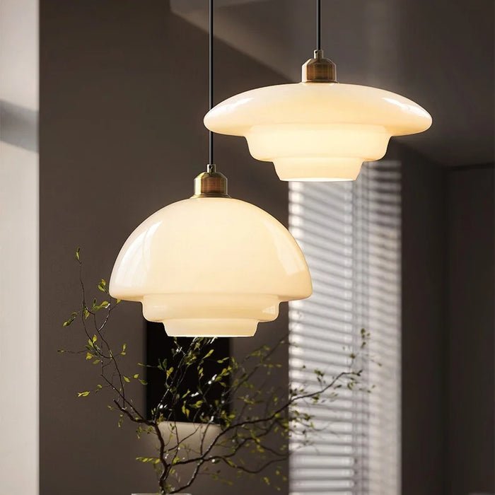 Przytulia Dom | Biała Szklana Lampa Wisząca E27 – Designerska Lampa Sufitowa Mid-Century