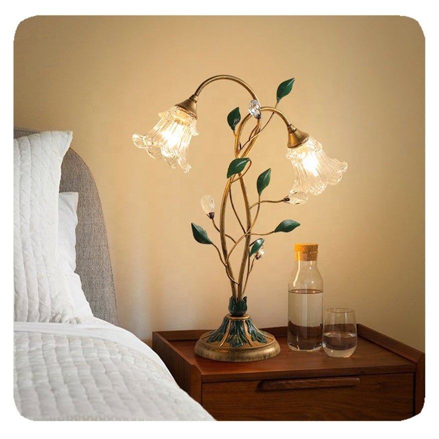 Przytulia Dom | Francuska Lampa Stołowa Kwiatowa E14 – Vintage Lampa z Kryształem i Szkłem