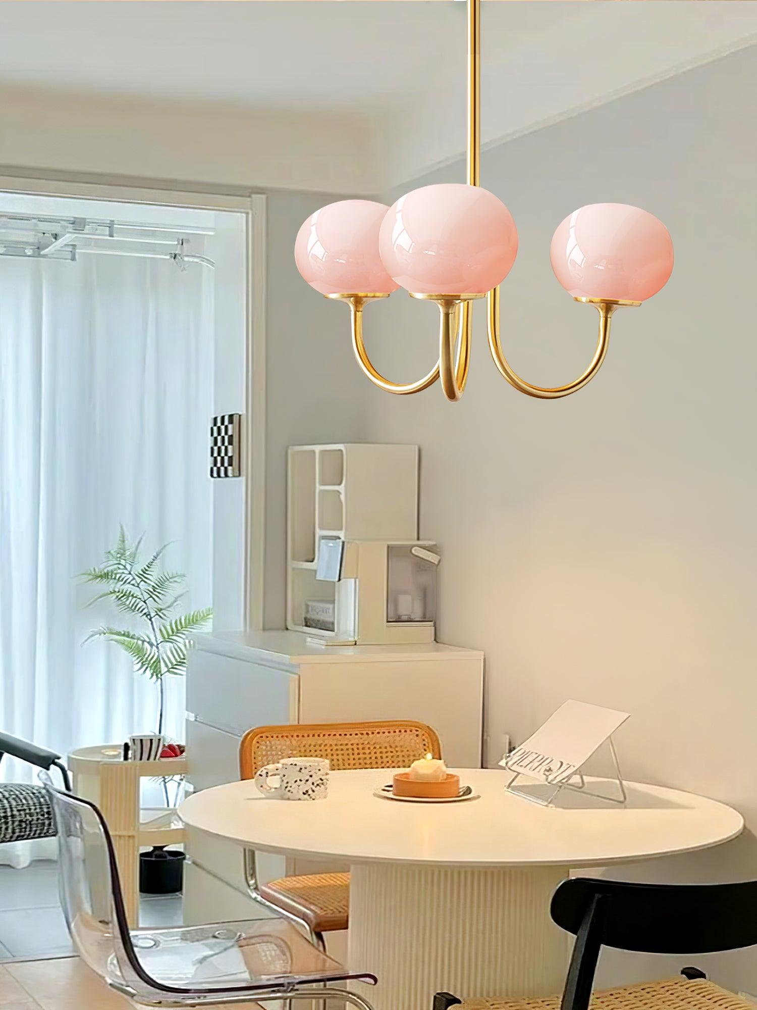 Przytulia Dom | Designerski Żyrandol z Różowymi Szklanymi Kloszami – Nowoczesna Lampa Sufitowa E27