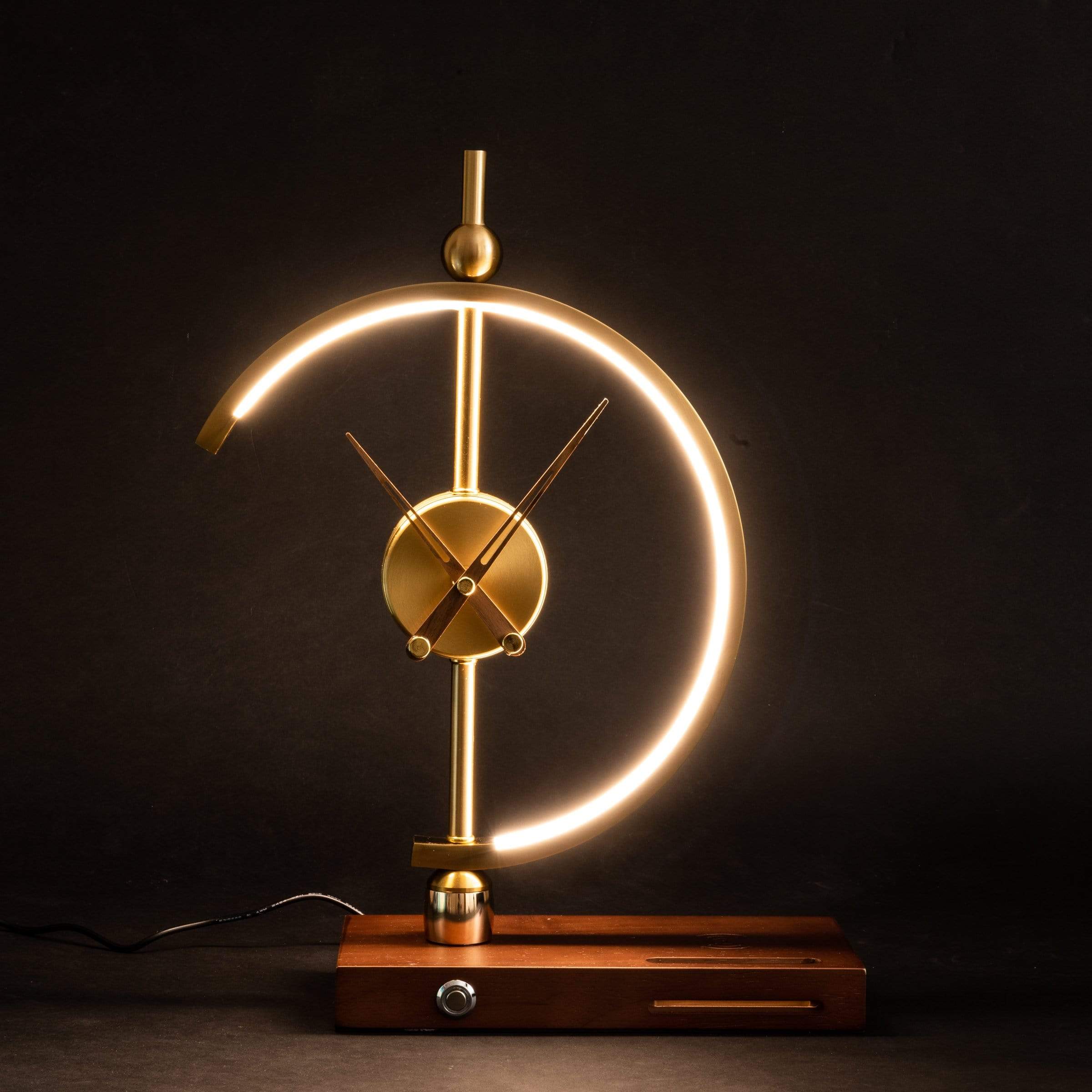 Przytulia Dom | Lampa LED z Zegarem i Ładowaniem Bezprzewodowym – Nowoczesny Design – Do Biura i Sypialni