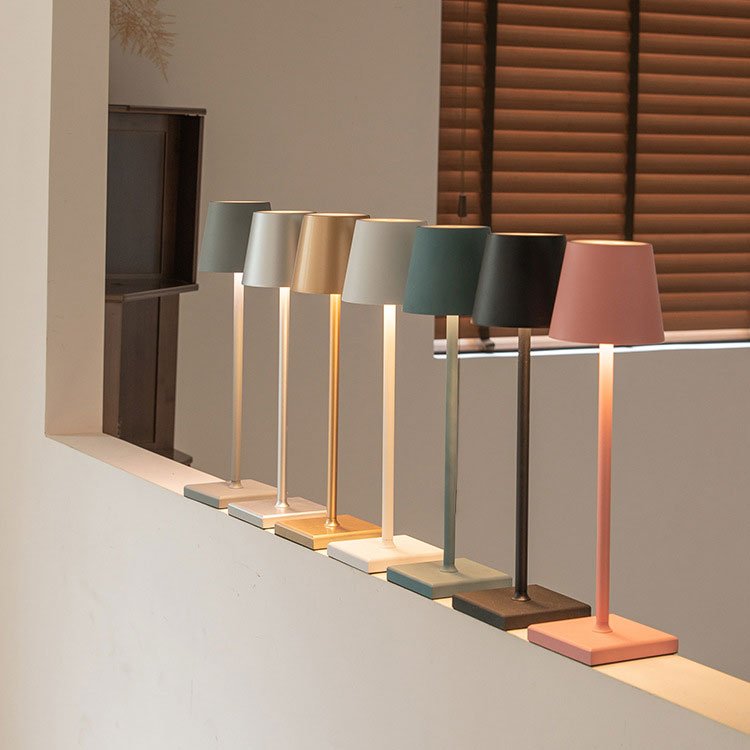 Przytulia Dom | Bezprzewodowa Lampa Stołowa LED USB – Dimmable, Wodoodporna