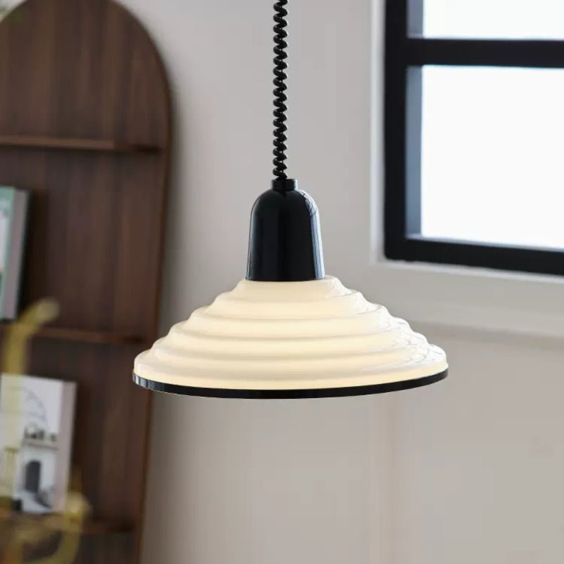 Przytulia Dom | Francuska Lampa Wisząca Szklana E27 – Kremowy Klosz 35 cm Styl Vintage